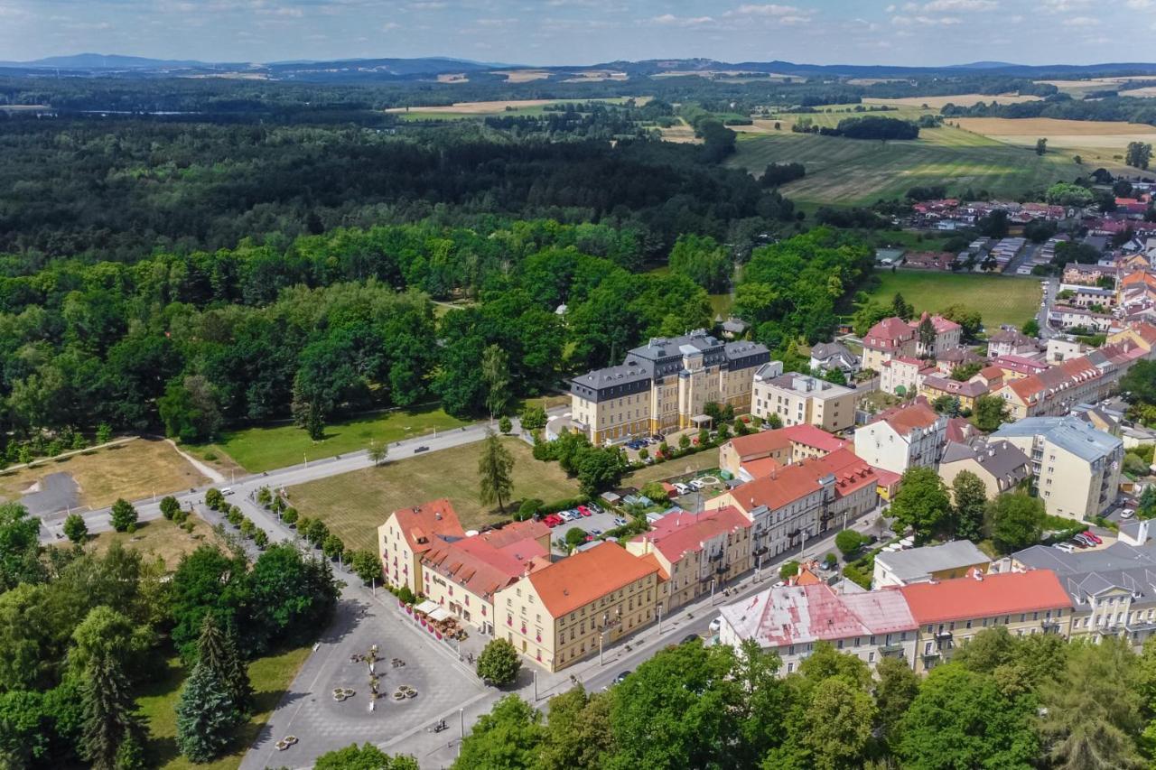 Spa Hotel Centrum Františkovy Lázně Eksteriør bilde